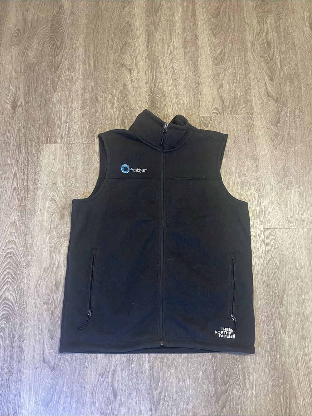 The North Face Men's Dark Grey Heather Ridgeline Soft Shell Vest Size Large